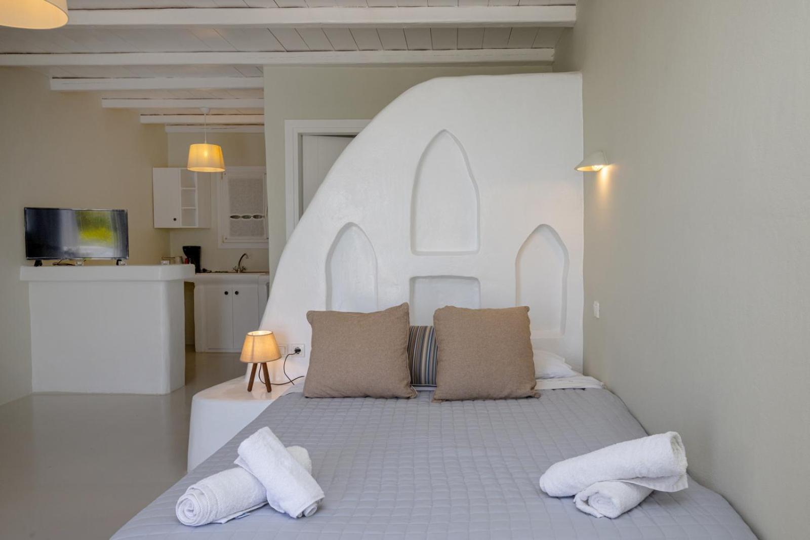 Soulmate'S Suites Tinos กิโอเนีย ภายนอก รูปภาพ