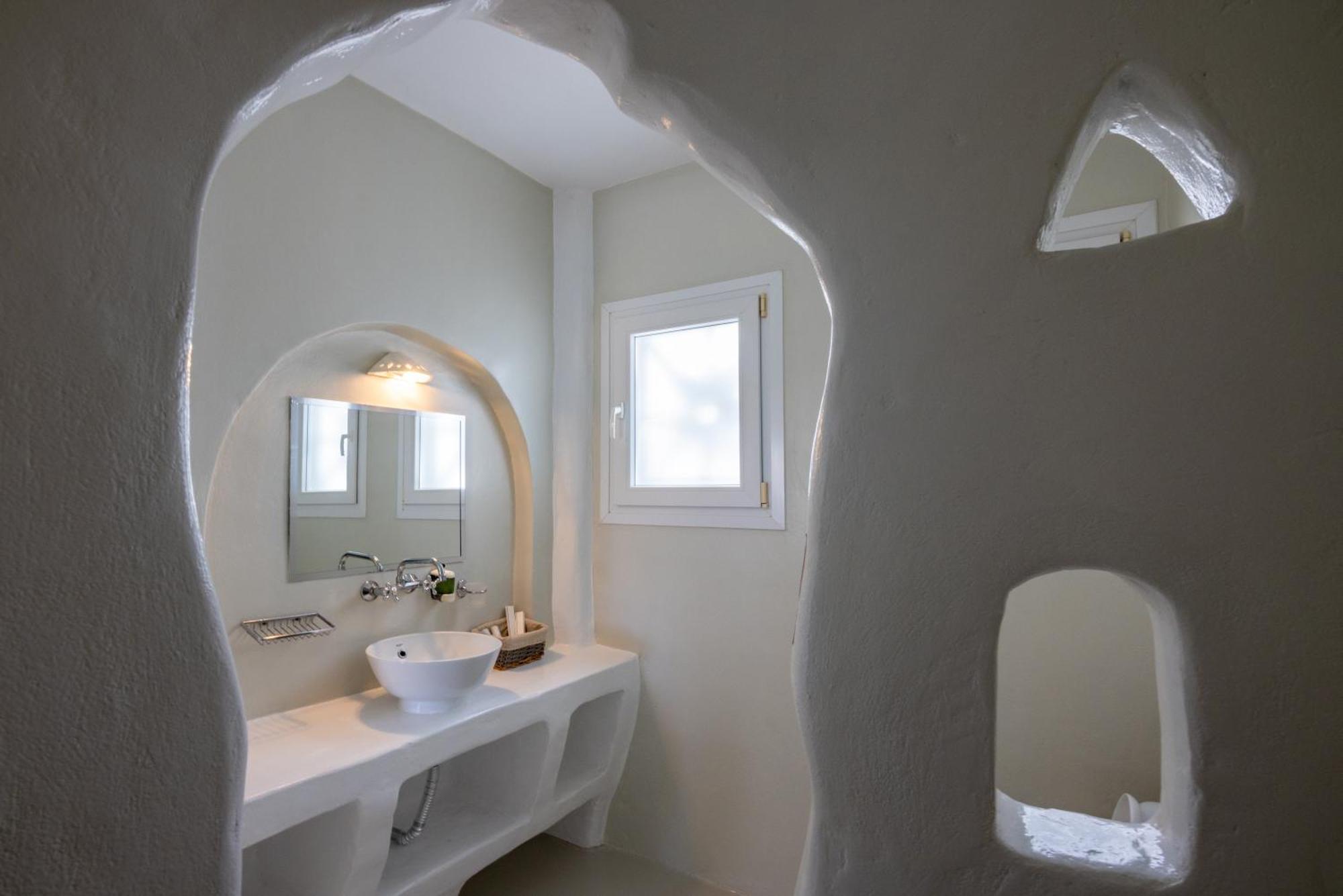 Soulmate'S Suites Tinos กิโอเนีย ภายนอก รูปภาพ