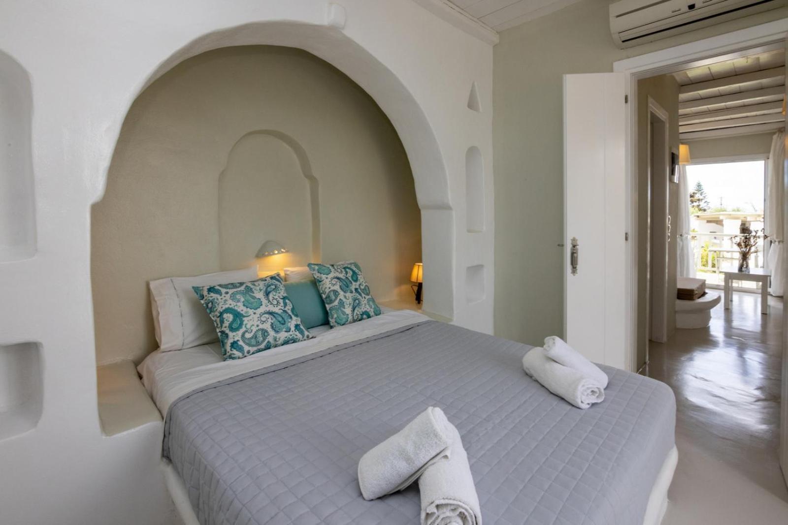 Soulmate'S Suites Tinos กิโอเนีย ภายนอก รูปภาพ
