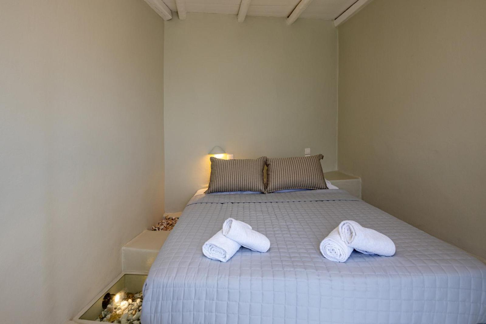 Soulmate'S Suites Tinos กิโอเนีย ภายนอก รูปภาพ