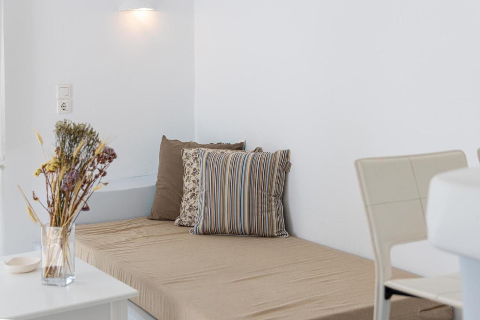 Soulmate'S Suites Tinos กิโอเนีย ภายนอก รูปภาพ