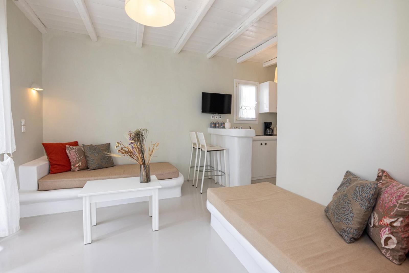 Soulmate'S Suites Tinos กิโอเนีย ภายนอก รูปภาพ