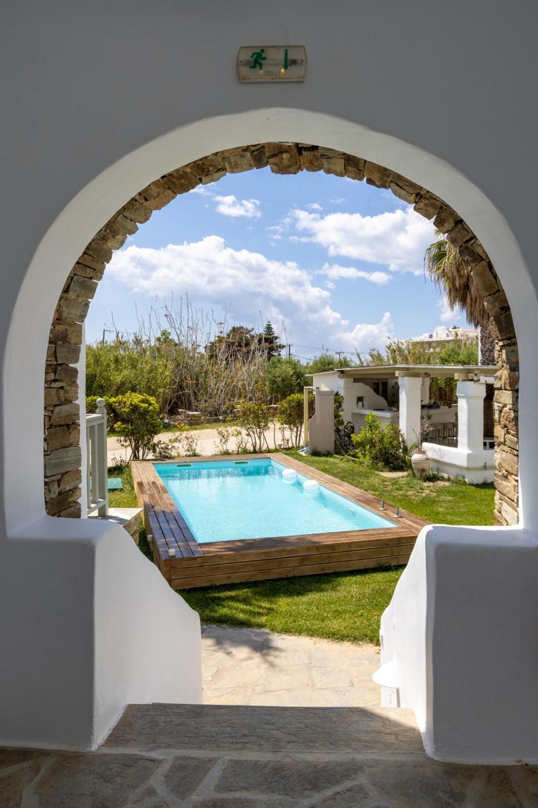 Soulmate'S Suites Tinos กิโอเนีย ภายนอก รูปภาพ