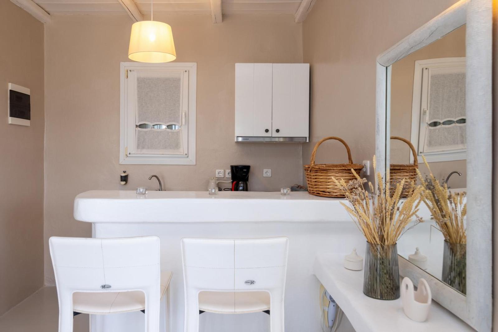 Soulmate'S Suites Tinos กิโอเนีย ภายนอก รูปภาพ